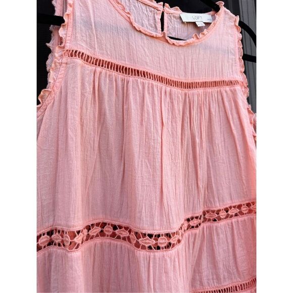 LOFT Women’s Peachy Pink Embroidered Sleeveless Top Keyhole Back Baby Doll Ruffl - Picture 3 of 6